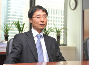 신중건 한국스마트카드 이사